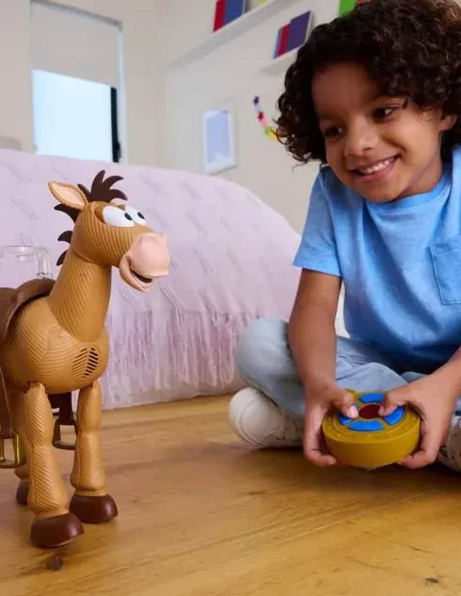 Figura de acción articulada Disney Pixar Tiro al Blanco estándar Disney con movimiento y sonido