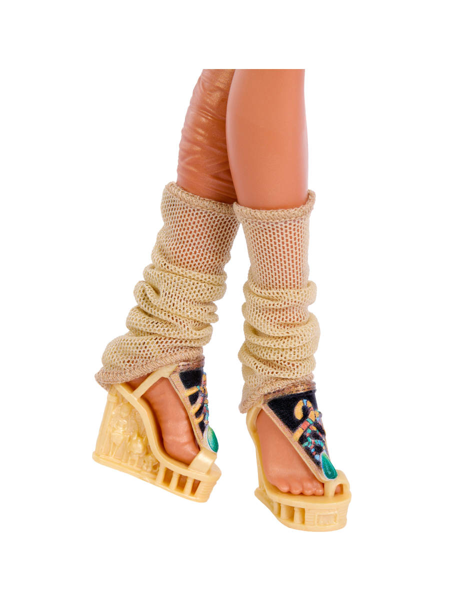 Muñeca 10