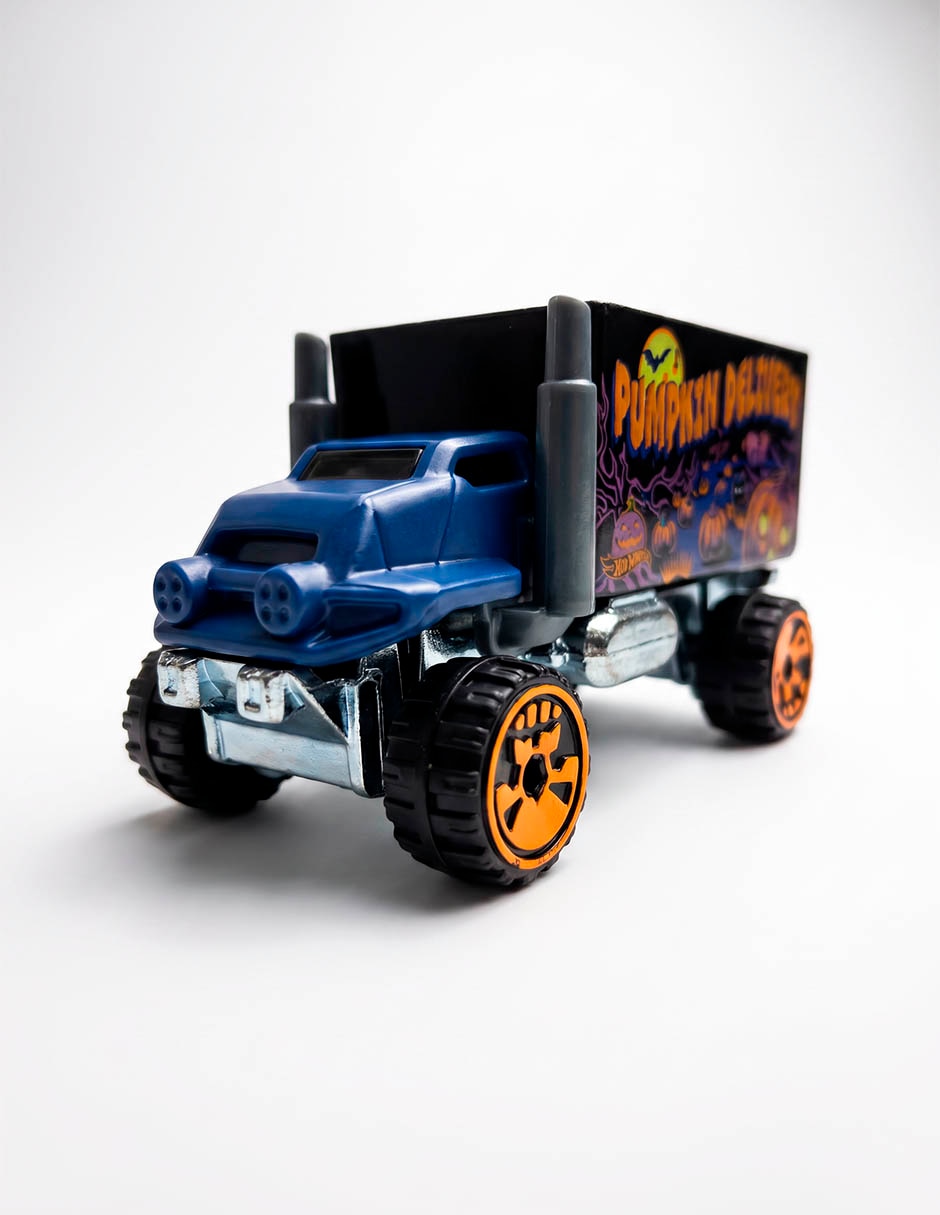 Automóvil pumkin delivery Halloween 3